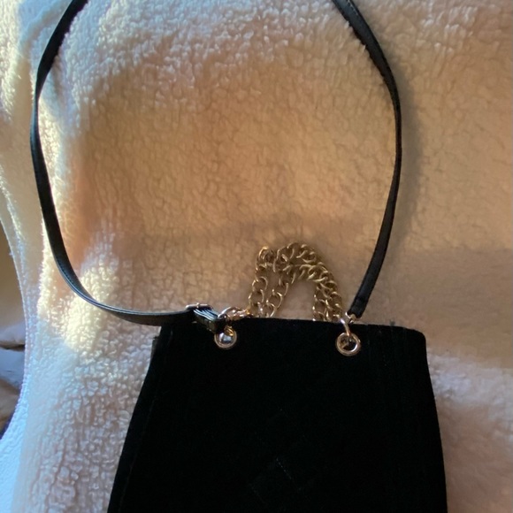 Mossimo Black Quilted Velvet Purse with Metallic Handles NWOT Gorgeous! - Picture 3 of 6